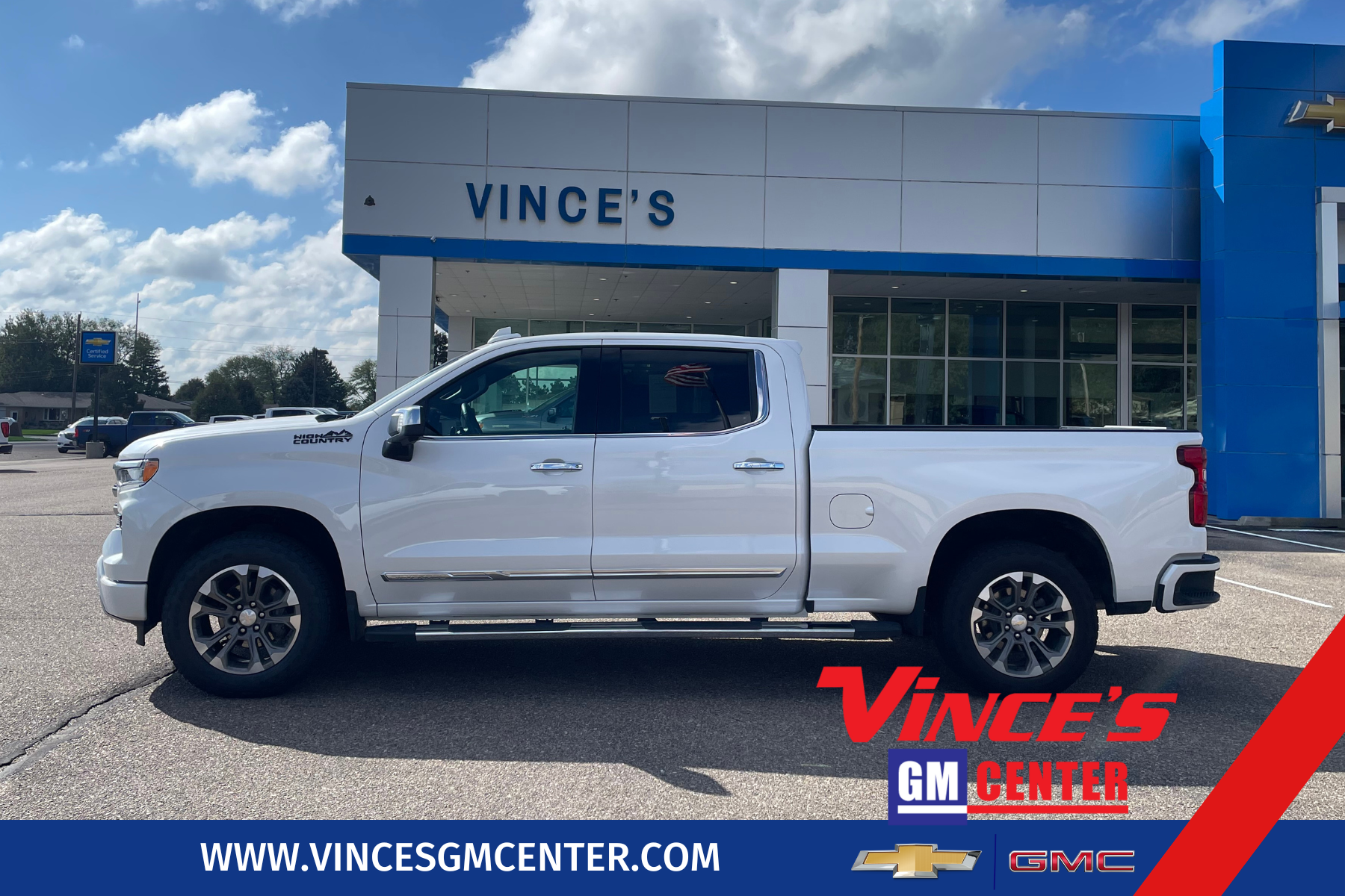 2023 Chevrolet Silverado 1500 High Country in Iridescent Pearl Tricoat — front three-quarter view
